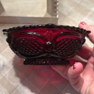 Avon 1876 Cape Cod Collection dessert bowl. Pristine condition.